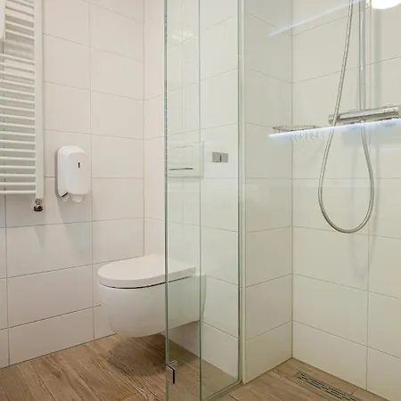 50|50 Belmont 3* Эде